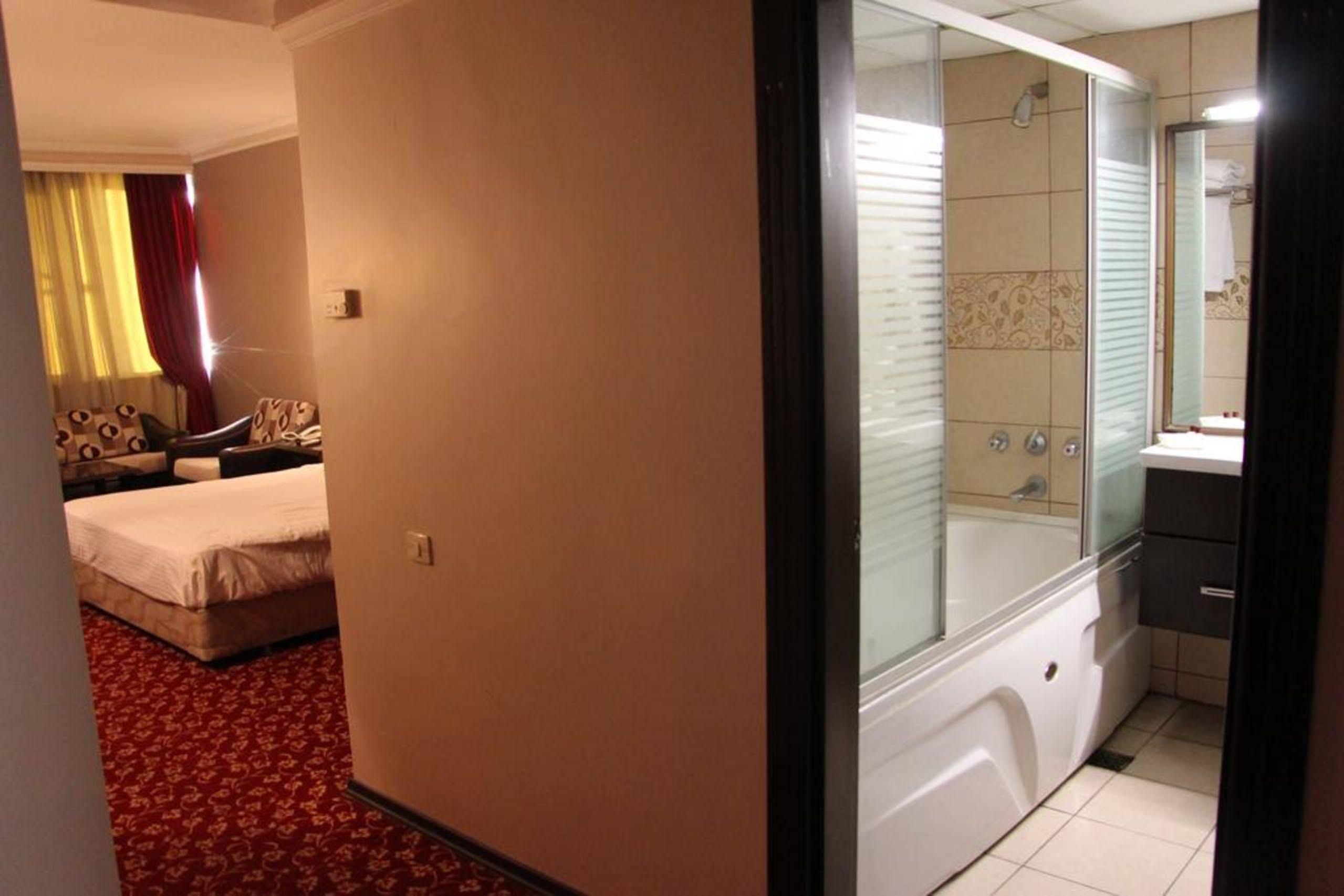 Akyuz Hotel Ankara Exterior foto